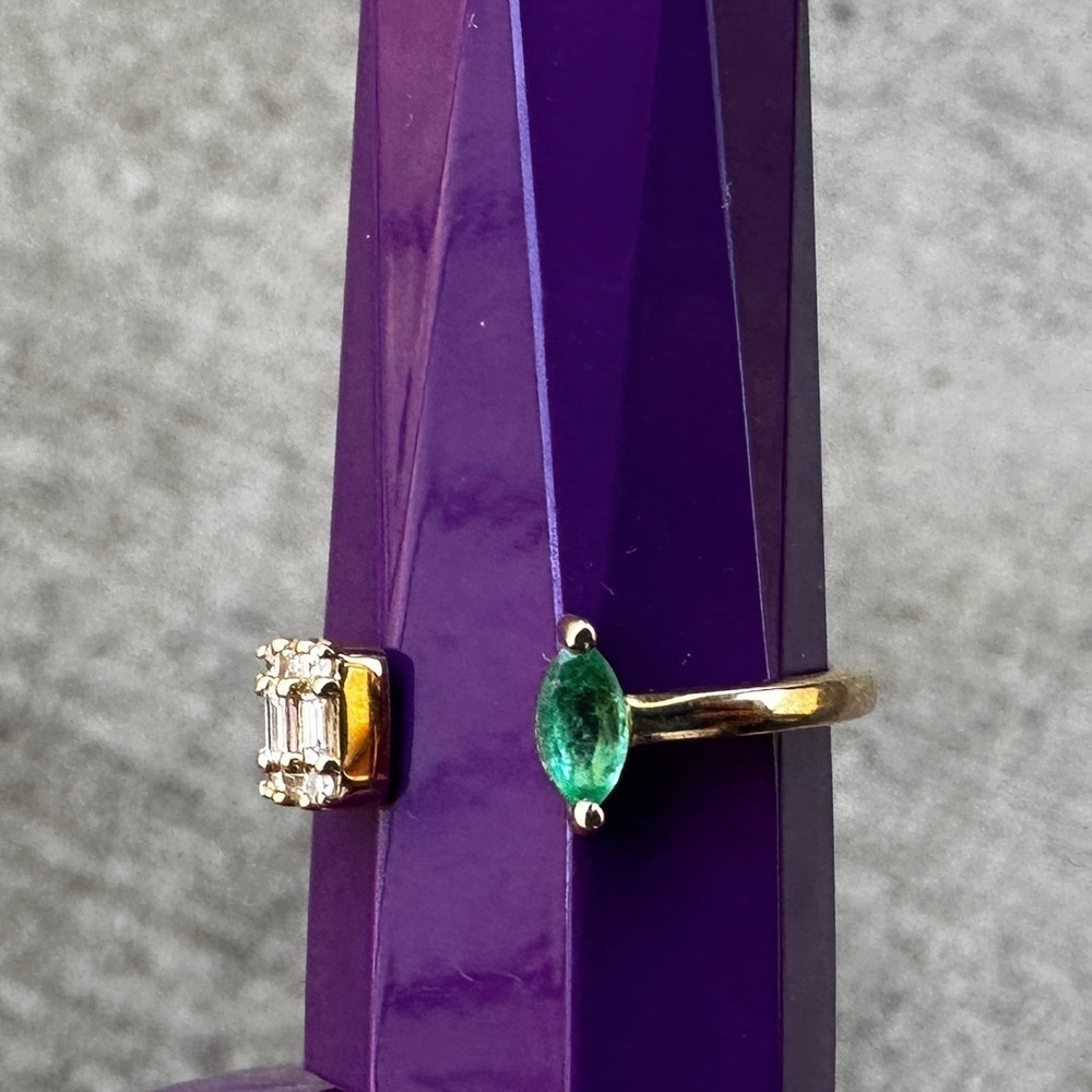 New 14K Gold Ring with Emerald and Diamonds Size 7 - Picture 7 of 11